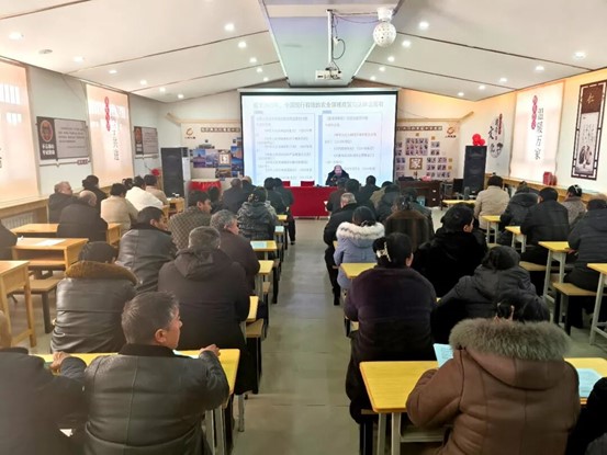 喀什地区冬季普法行“农业科普大巴扎”普法宣传培训活动走进英吉沙