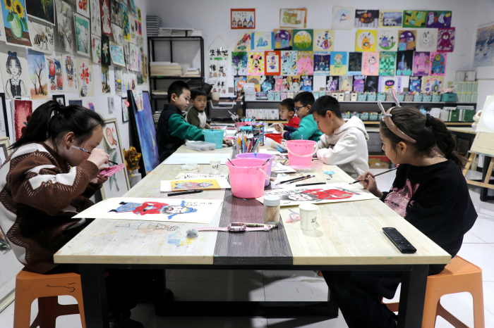 莎车娃的寒假时光 多元艺术课堂浸润传统与成长