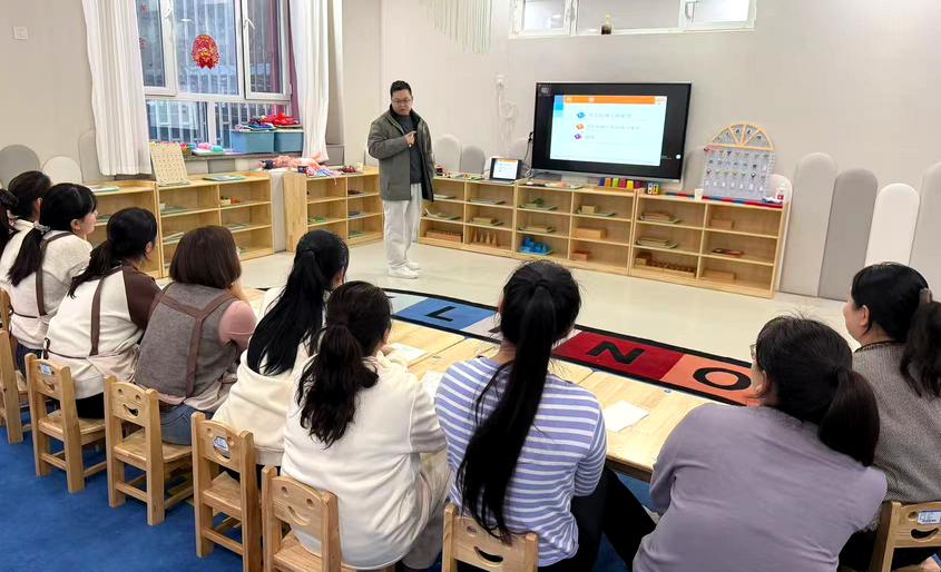 尉犁县卫健委开展托育机构从业人员健康管理知识培训