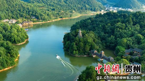 红枫湖。 陈世福