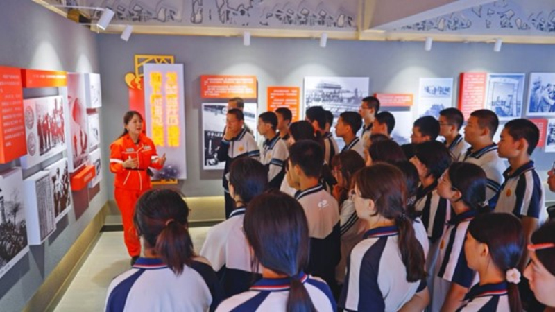 中国石油新疆油田采油二厂喜获全国民族团结进步示范单位荣誉称号