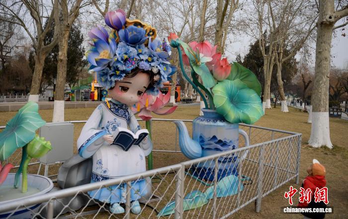 ɽ�����ϣ���Ȥ����Ů��ɡ����������������