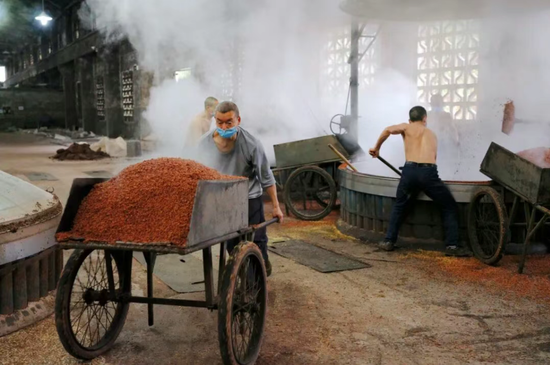 遵义董酒厂。胡志刚 摄 遵义董酒厂。胡志刚 摄