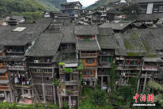 1月31日，航拍贵州赤水丙安古镇。瞿宏伦 摄
