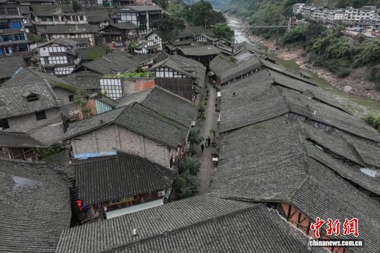 1月31日，航拍贵州赤水丙安古镇。 瞿宏伦 摄