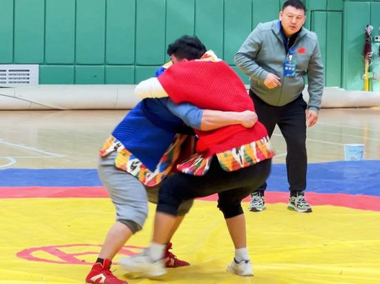 49b89b18daa0aa67efee70ee19893954