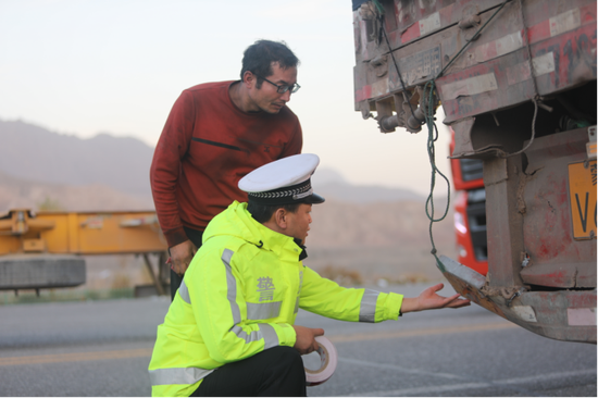 236b4de887d4f17c5702f4bb406f2ef4