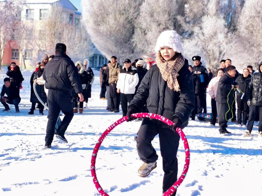 察布查尔县纳达齐牛录乡第四届冰雪运动会举行