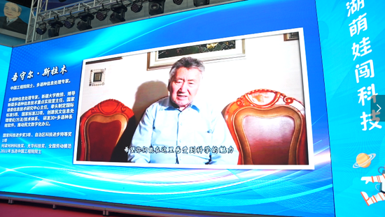 7dbfff72cee7f19083ad8141b5daf160