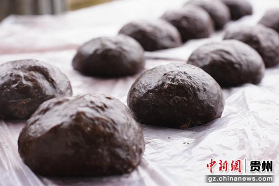 蕨粑。程雪华 摄