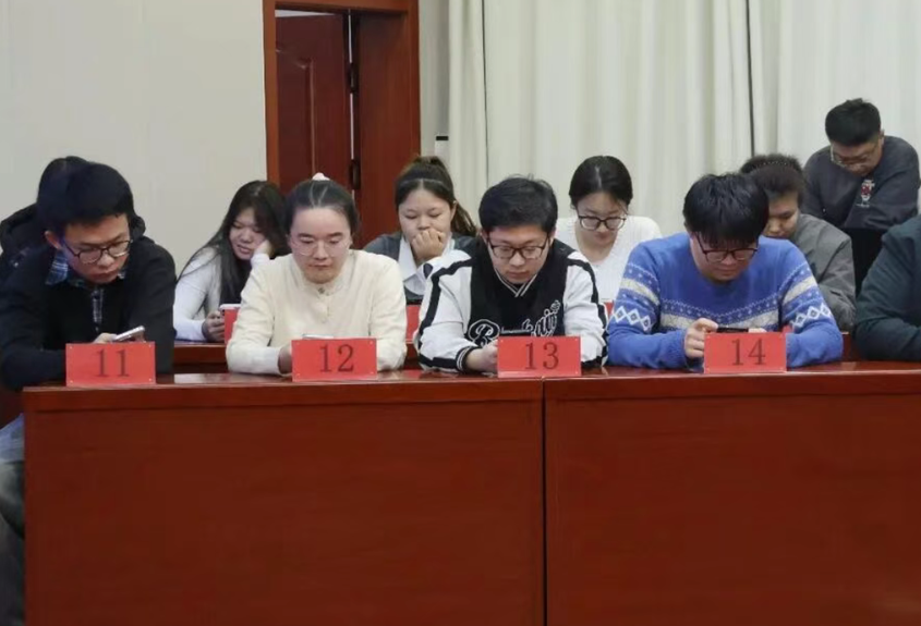 比赛现场。 韩冰洁 摄