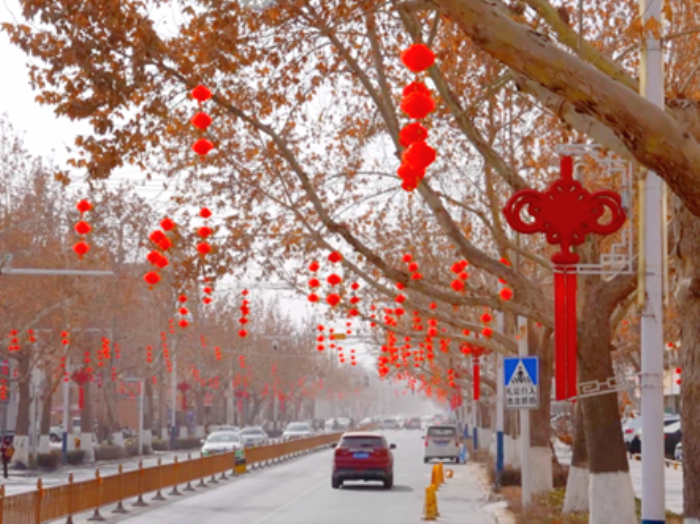 张灯结彩迎新春 英吉沙县春节氛围感十足