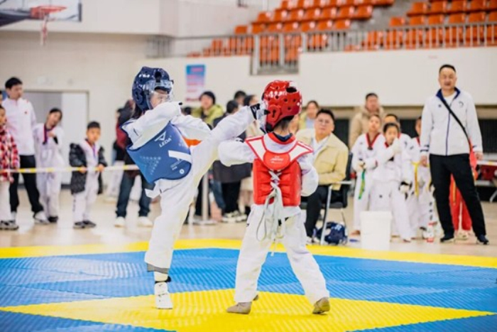 博乐这场少年对决，燃炸了！