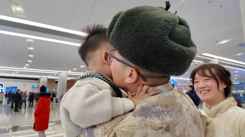 哨位之外，他们最期待的就是这一刻