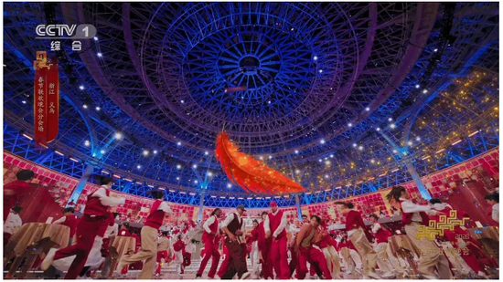 春晚义乌分会场多国群星共同唱响《We are the world》，一开口就是国际范儿。