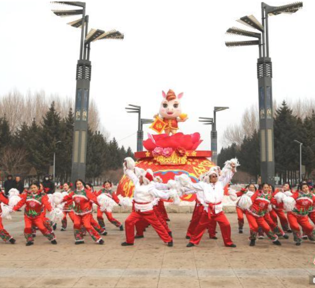 （寻味中华｜风俗）雪映唢呐传街巷 东北秧歌舞星霜
