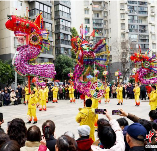 （寻味中华｜风俗）擎天屹立逾五米 汉阳高龙昂首腾跃展雄风