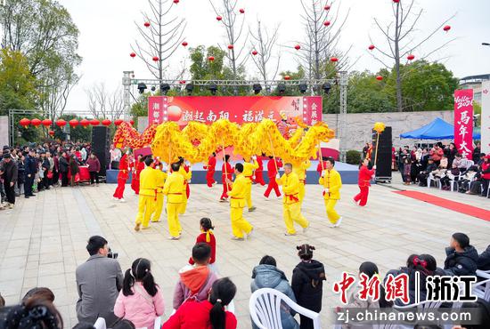 活动现场。南阳街道供图 活动现场。南阳街道供图