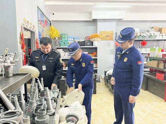 bcb8e0fbbd85d6fb38540f99d6751ef6