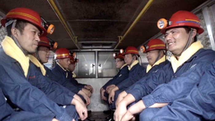 山东能源集团伊犁能源：打通井下运输“最后一公里”