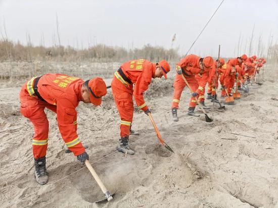 060a859b562551492cba88b21b47d94f