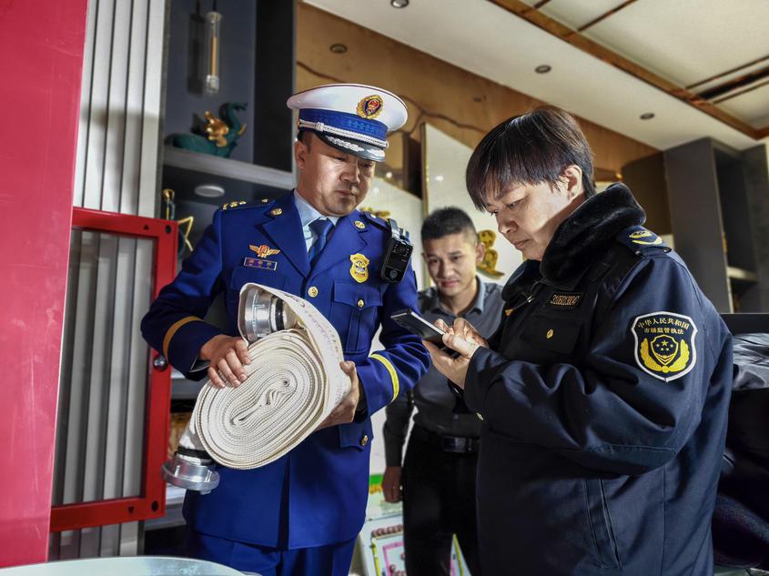 博州消防联合市场监督管理局开展3·15”消防产品专项检查