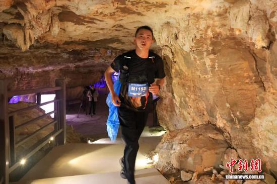 图为比赛现场。　刘昕 摄