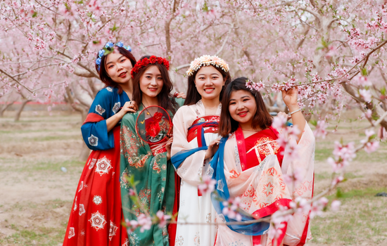 买买提艾力·艾尼瓦尔 摄