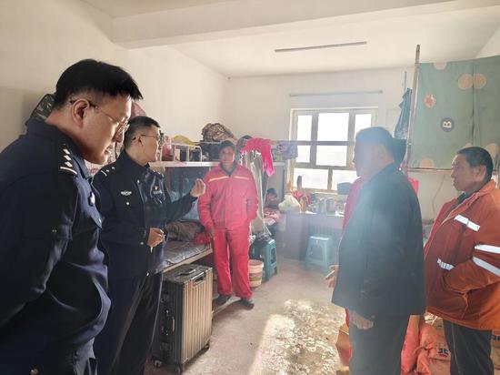 c0c399e364431e706d1399de5e1246a7