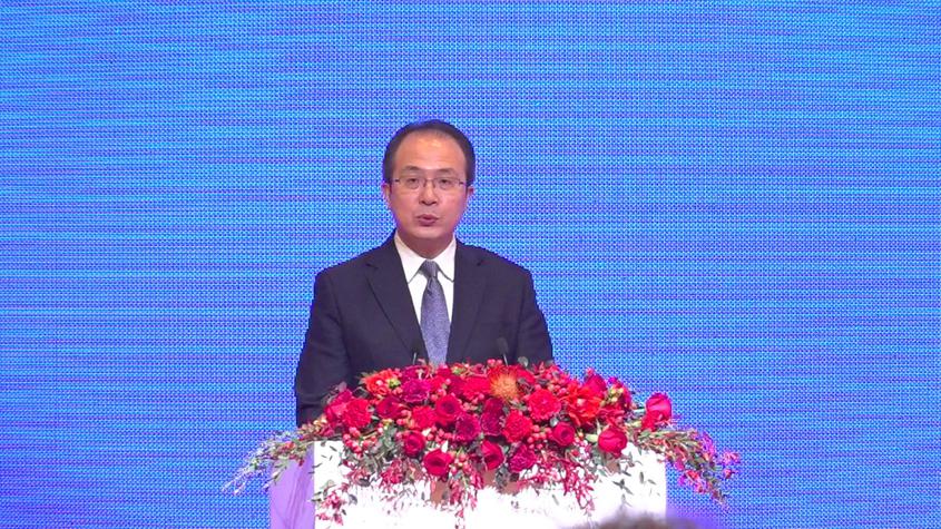 洪磊：新疆各族群众的安全感满意度连续多年保持在99%以上