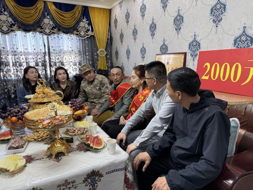 喜报进门，荣光加身！疏附县为立功军人家庭送尊崇