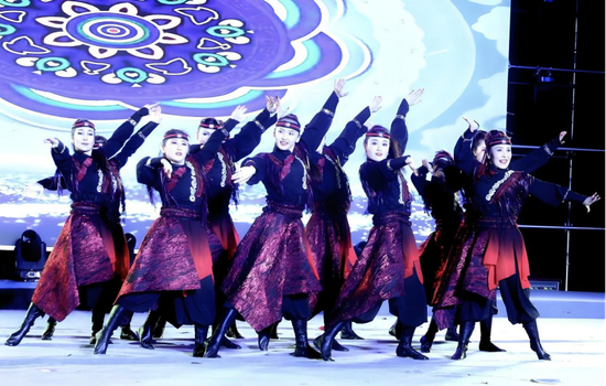 图片来源：乌苏市双馨演艺有限公司