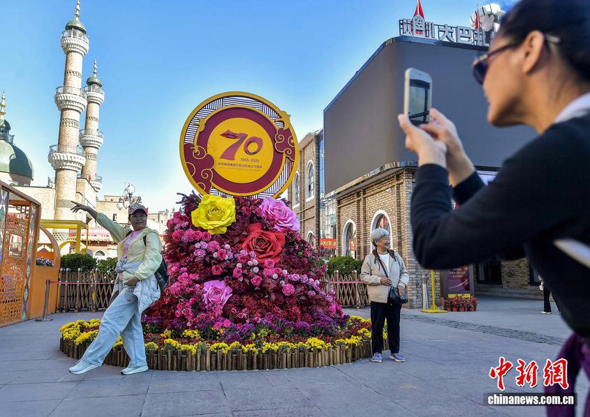 东西问丨从文学到现实：一位哈萨克斯坦汉学家30余年的中国观察