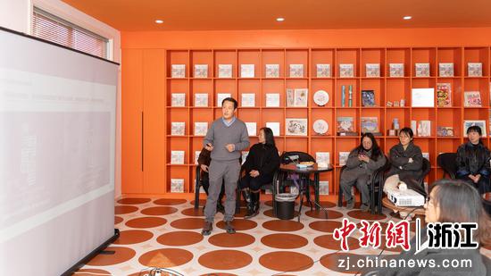 主理人金怡进行项目分享。受访者供图