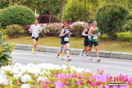 4月12日，赛事现场。吴浩宇 摄