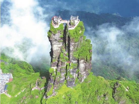 世界自然遗产地梵净山。(铜仁市文旅局供图) 世界自然遗产地梵净山。(铜仁市文旅局供图)
