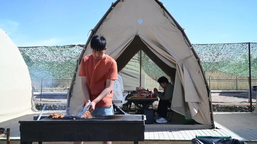 草地、帳篷、慢咖啡……來喀什邂逅一場春日浪漫~