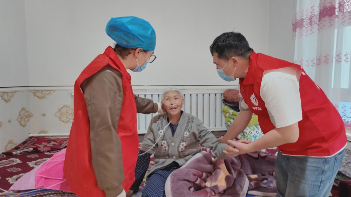 莎車縣：惠民補貼直達家門 用心守護失能老人