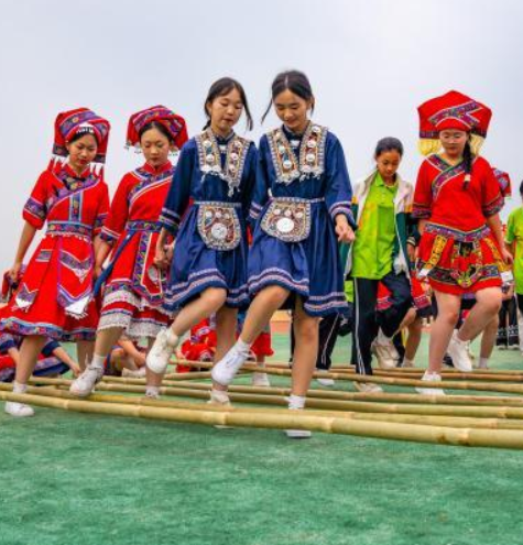 上巳流觞韵 三月踏歌欢