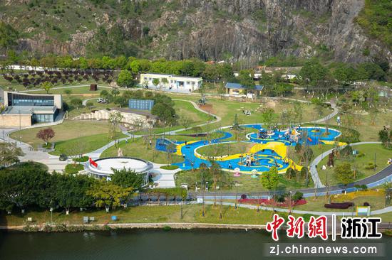 第十五届中国国际园林博览会公共环境艺术（龙湾）分会场一角。龙湾区委宣传部&nbsp;供图