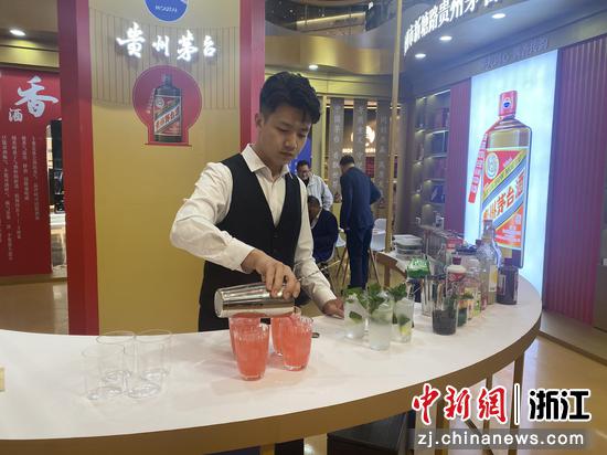 茅台快闪活动现场。主办方 供图 茅台快闪活动现场。主办方 供图