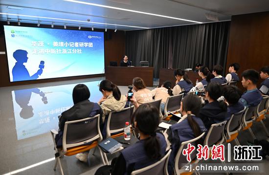 4月28日,分享现场。王刚 摄 4月28日,分享现场。王刚 摄