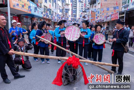 2026贵州·黔南·罗甸三月十三民俗文化系列活动启幕。
