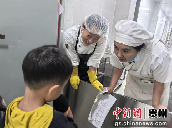 活动现场。 活动现场。