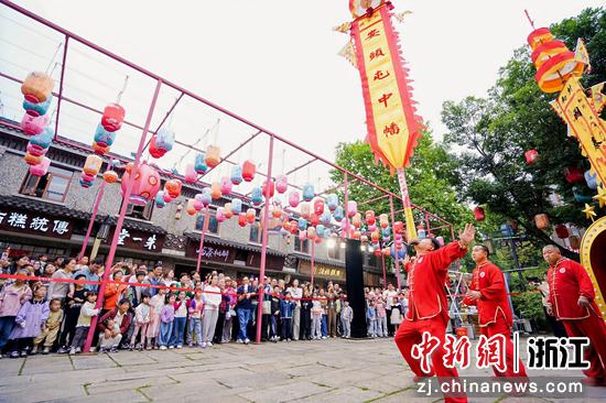 5月2日，演出现场。（主办方供图）