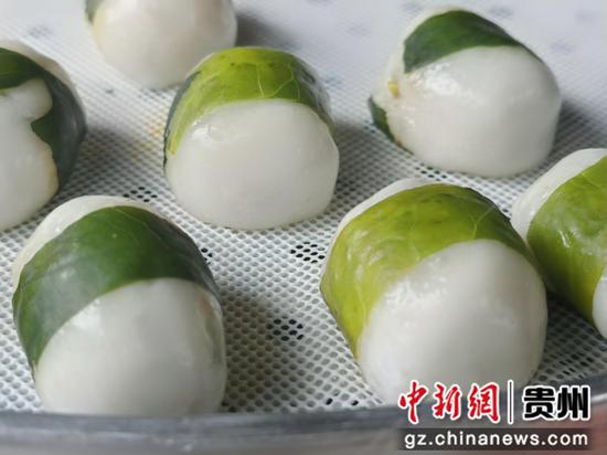 热气腾腾的猪儿粑。习水县融媒体中心供图
