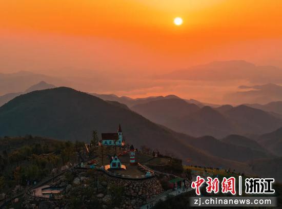 王位山风景。黄湖镇供图