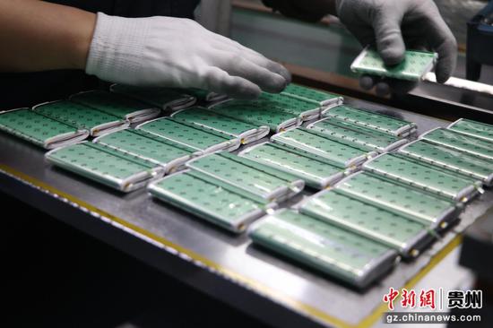 贵州贵航新能源科技有限公司1期生产车间。 邱雪 摄