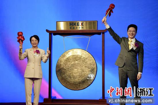 敲钟现场。剂泰科技供图