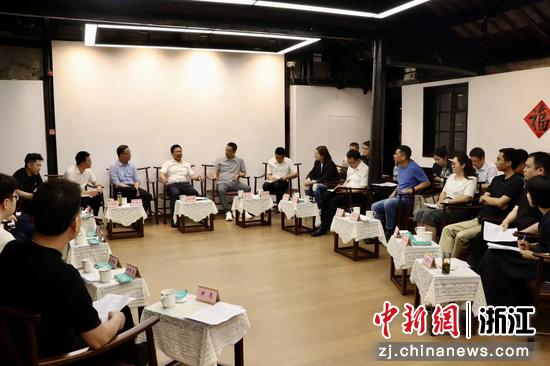 座谈会现场。主办方供图